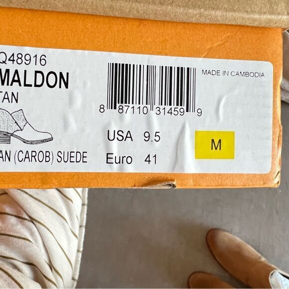 NWT Korks Maldon Suede Leather Heeled Booties in Tan 9.5 - Picture 6 of 6